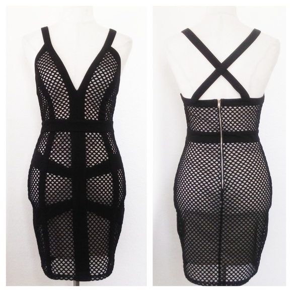 ENTRY Dresses & Skirts - ENTRY Black Nude Illusion Cocktail Dress